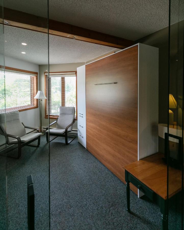 Apartamento Escapade Pinoteau Tremblant Getaway Mont-Tremblant Exterior foto