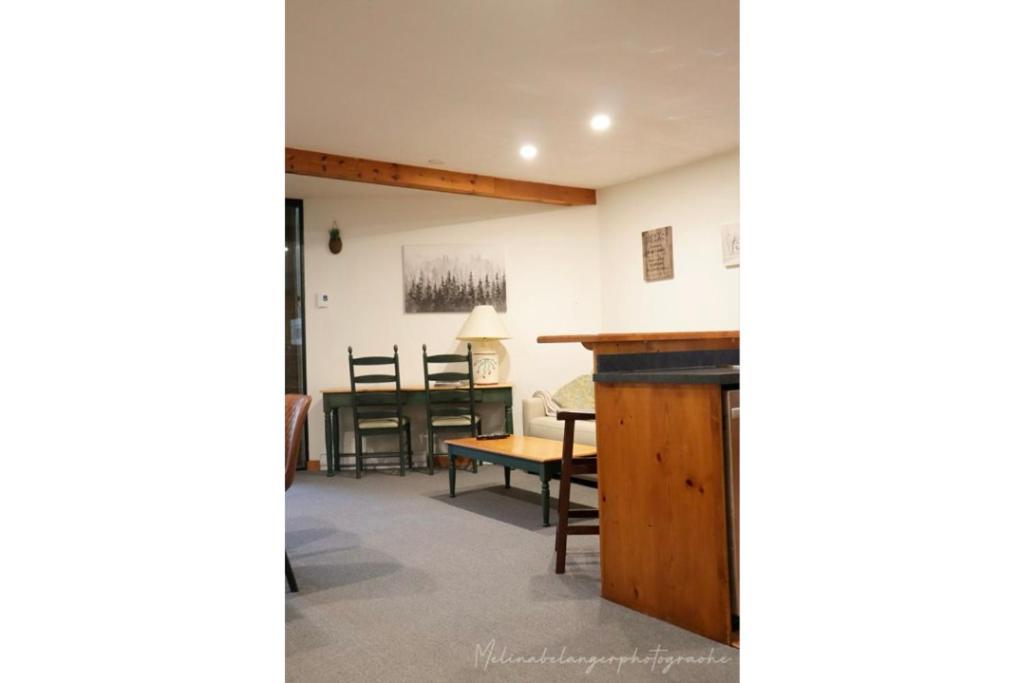 Apartamento Escapade Pinoteau Tremblant Getaway Mont-Tremblant Exterior foto